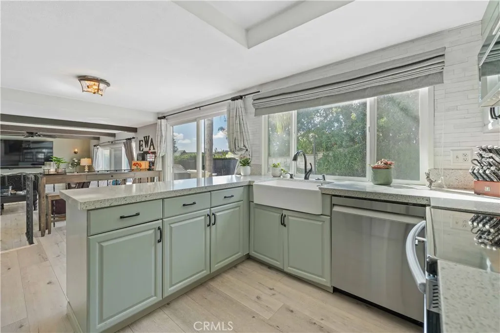 25441 El Picador, Mission Viejo, California 92691 home-pic-5