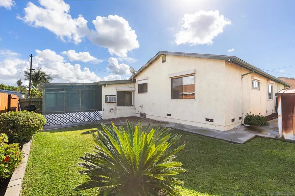 4968 Reynolds St, San Diego, California 92113 home-pic-24