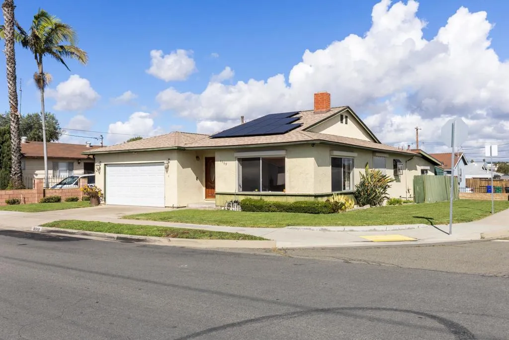 4968 Reynolds St, San Diego, California 92113 home-pic-8