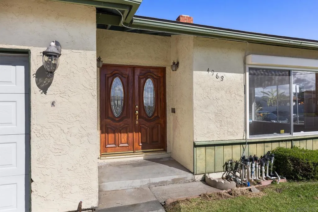 4968 Reynolds St, San Diego, California 92113 home-pic-9