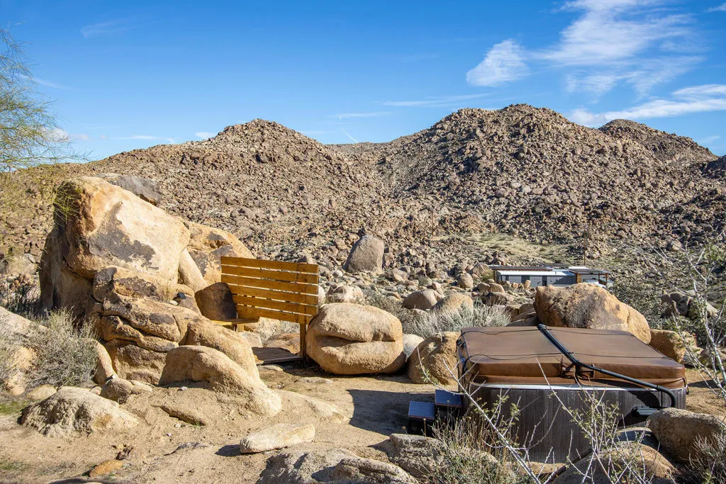 7201 Alturas Drive, Joshua Tree, California 92252 home-pic-4