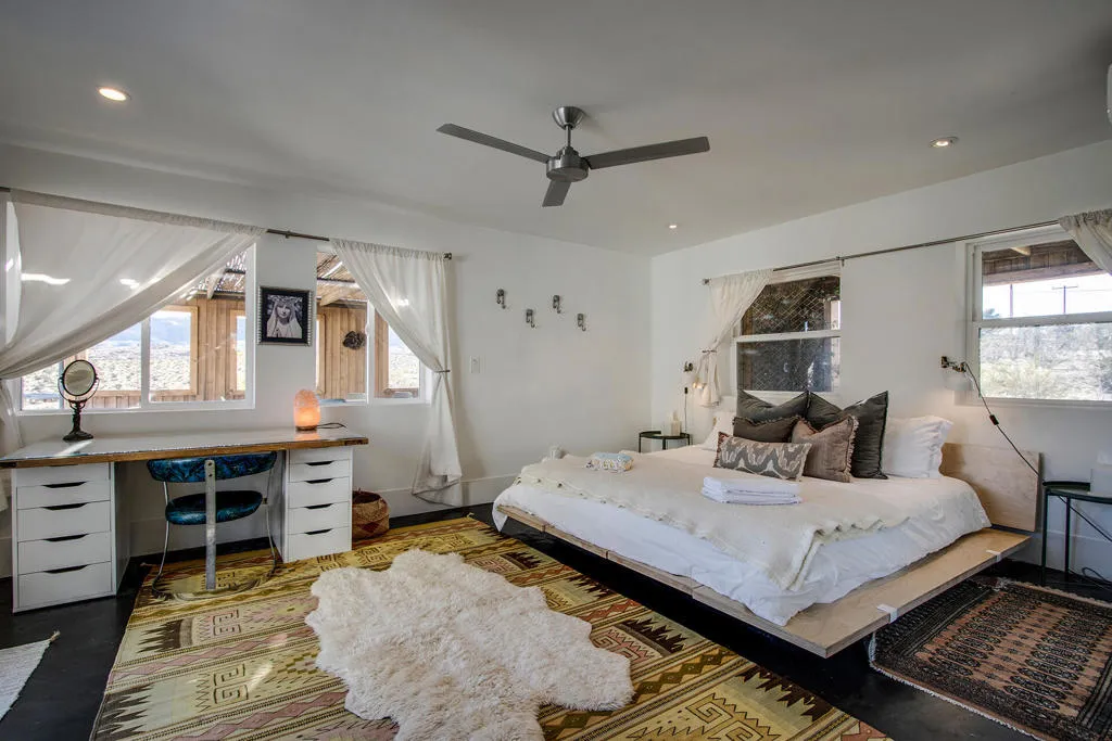 7201 Alturas Drive, Joshua Tree, California 92252 home-pic-27