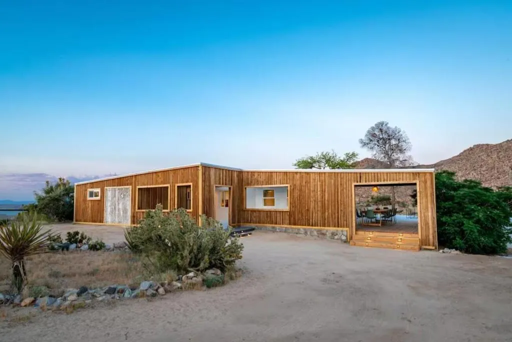 7201 Alturas Drive, Joshua Tree, California 92252 home-pic-1
