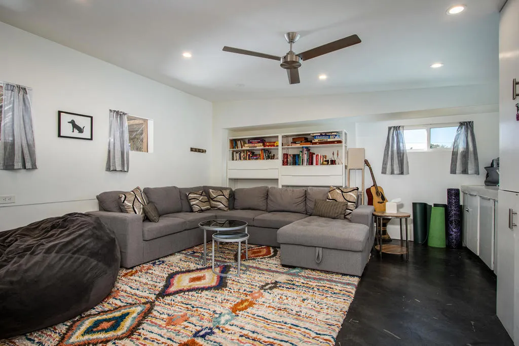 7201 Alturas Drive, Joshua Tree, California 92252 home-pic-19