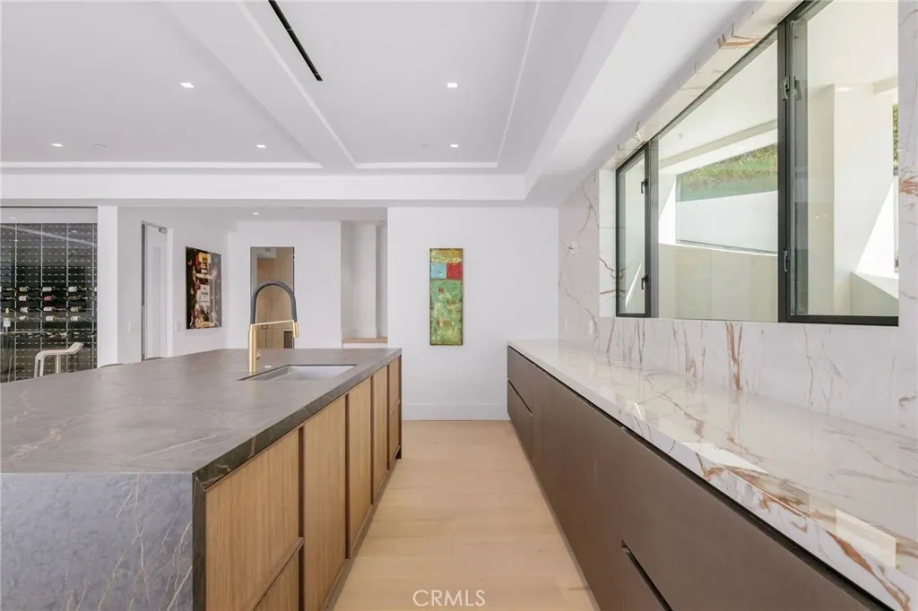 4 Geneve, Newport Beach, California 92660 home-pic-48