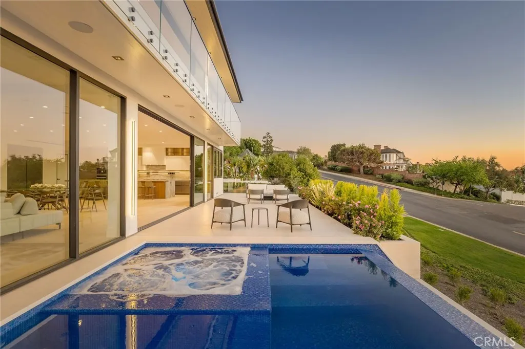 4 Geneve, Newport Beach, California 92660 home-pic-66