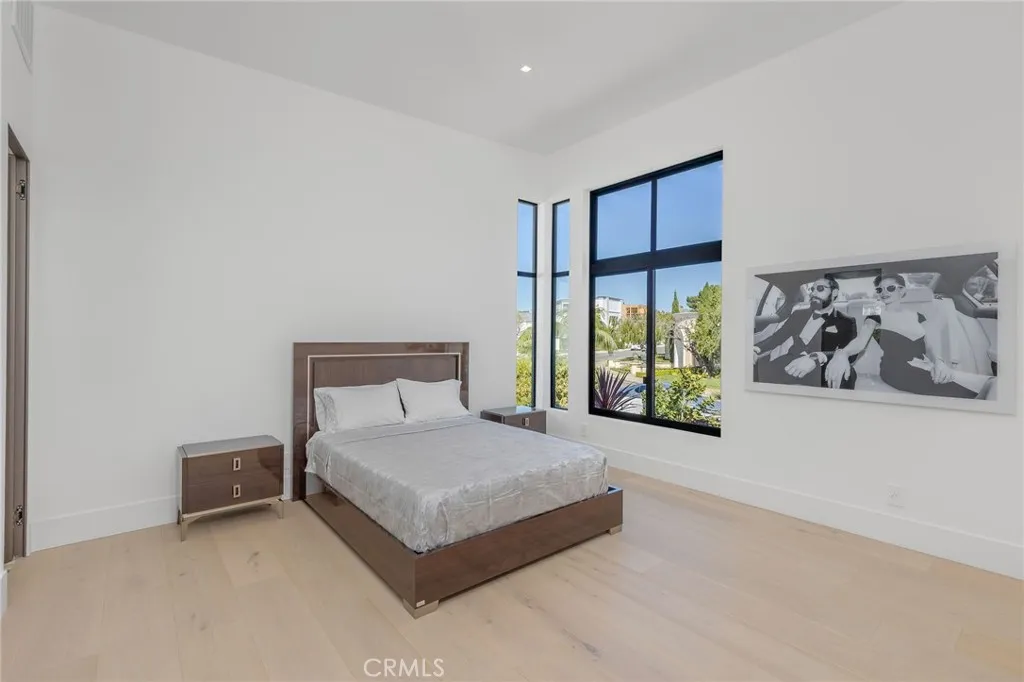 4 Geneve, Newport Beach, California 92660 home-pic-55
