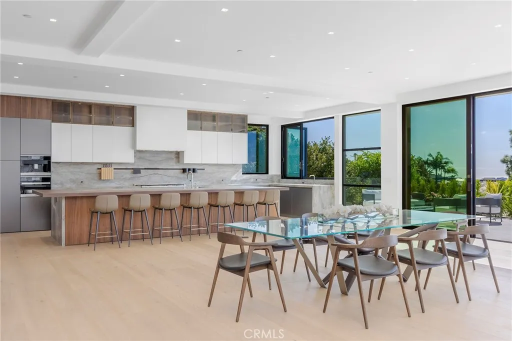 4 Geneve, Newport Beach, California 92660 home-pic-21