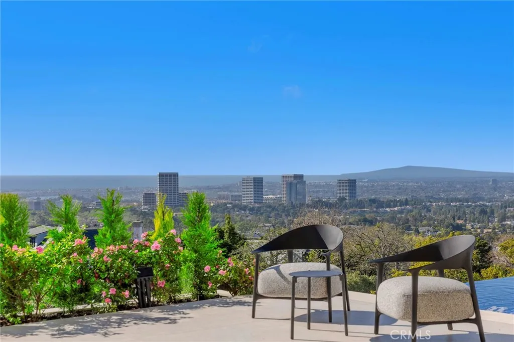 4 Geneve, Newport Beach, California 92660 home-pic-65
