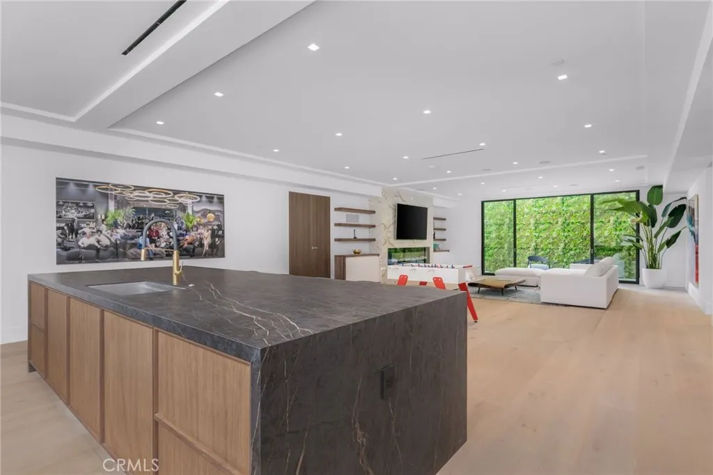 4 Geneve, Newport Beach, California 92660 home-pic-47
