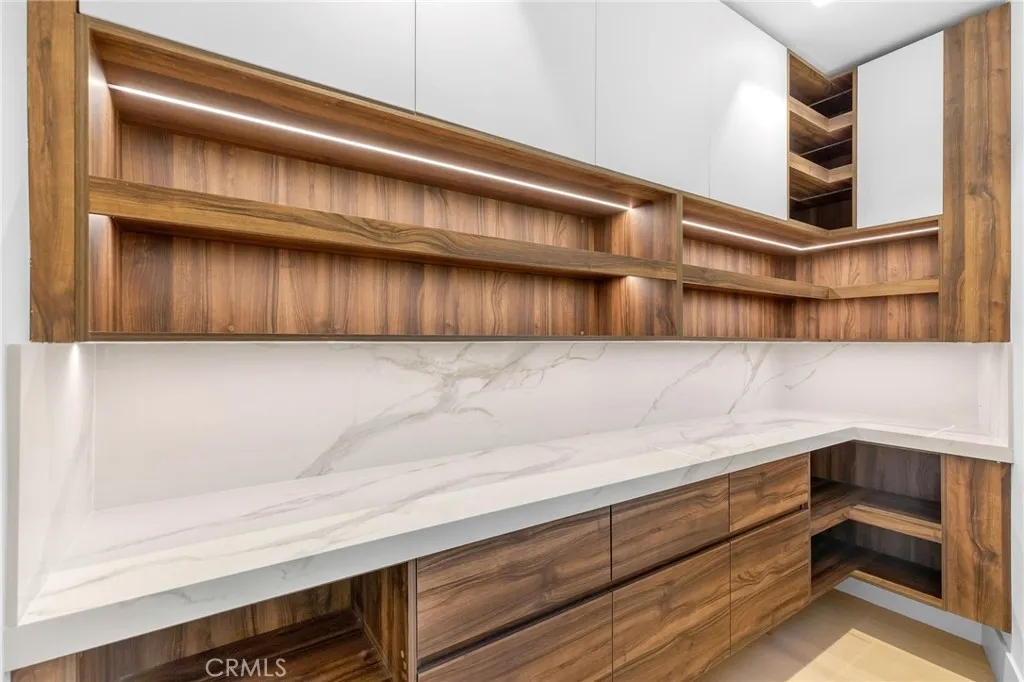 4 Geneve, Newport Beach, California 92660 home-pic-25