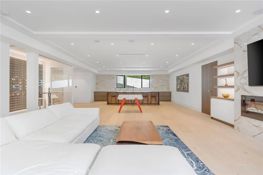 4 Geneve, Newport Beach, California 92660 home-pic-45