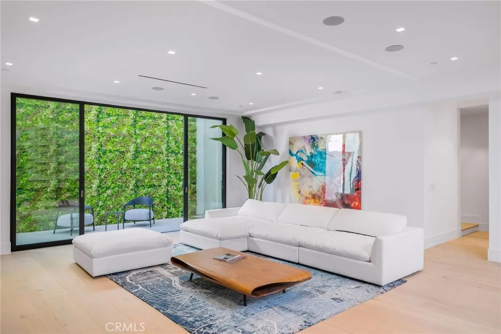 4 Geneve, Newport Beach, California 92660 home-pic-42