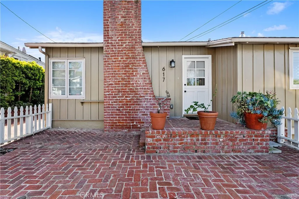 617 Lombardy, Laguna Beach, California 92651 home-pic-5
