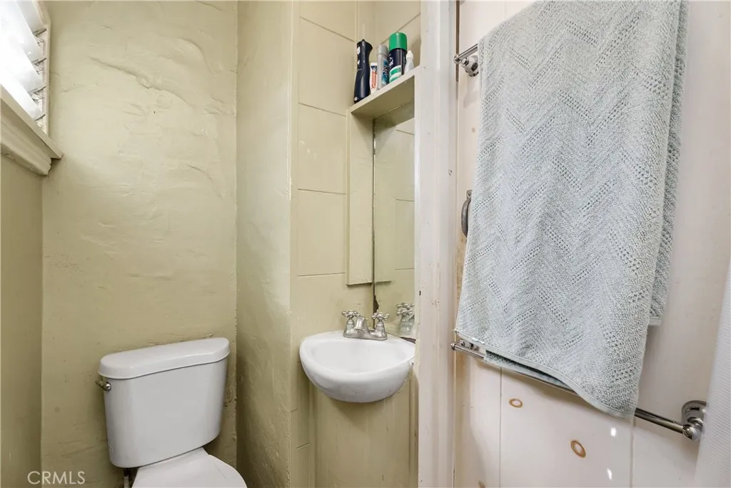 617 Lombardy, Laguna Beach, California 92651 home-pic-32