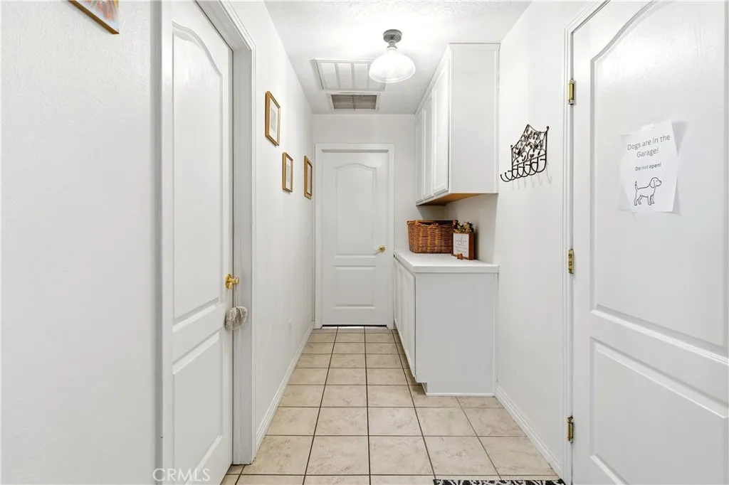 7330 Smoke Tree, Phelan, California 92371 home-pic-43