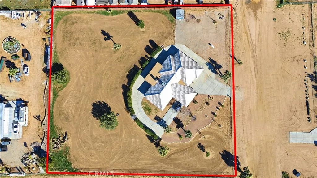 7330 Smoke Tree, Phelan, California 92371 home-pic-53