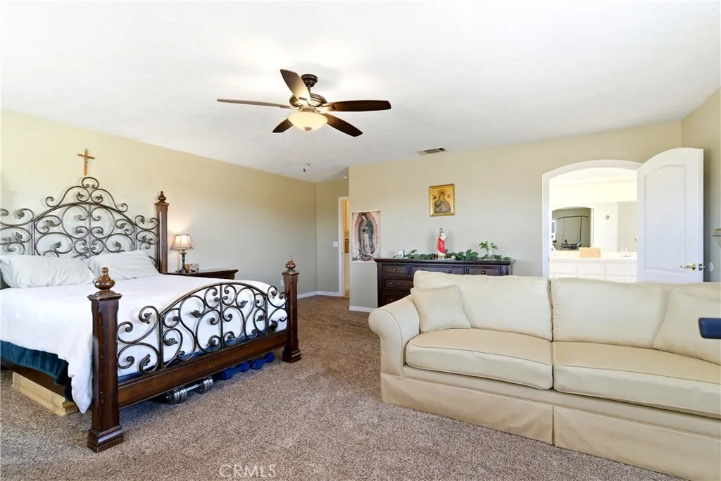 7330 Smoke Tree, Phelan, California 92371 home-pic-45
