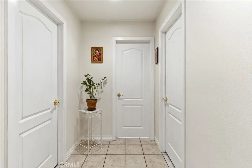 7330 Smoke Tree, Phelan, California 92371 home-pic-25