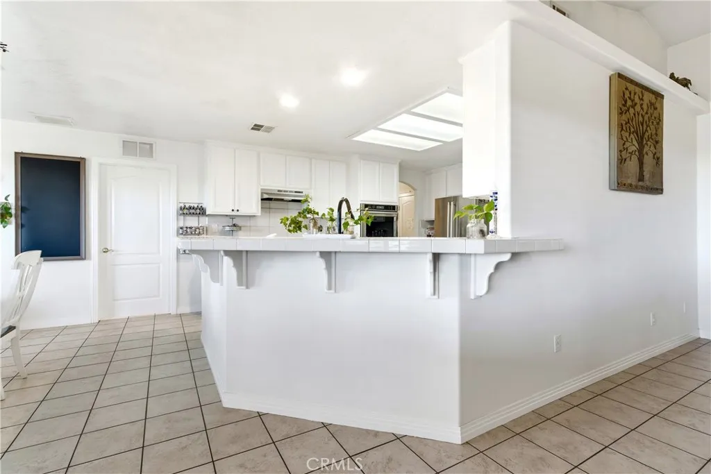 7330 Smoke Tree, Phelan, California 92371 home-pic-33