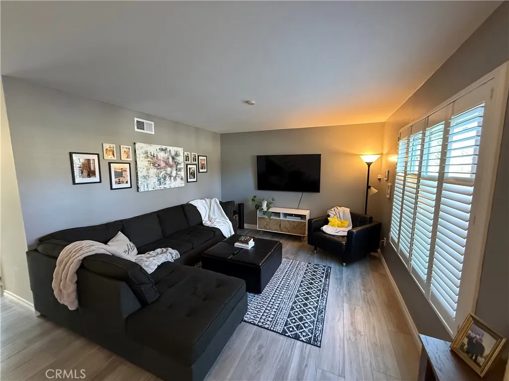 6672 Sun Drive C, Huntington Beach, California 92647 home-pic-2