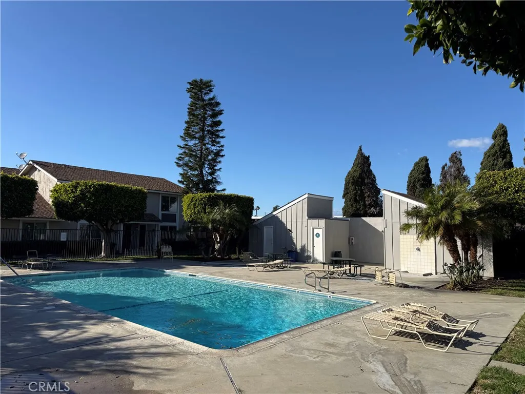 6672 Sun Drive C, Huntington Beach, California 92647 home-pic-21
