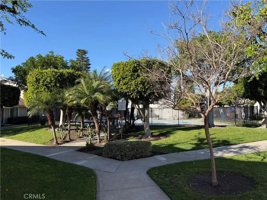 6672 Sun Drive C, Huntington Beach, California 92647 home-pic-18