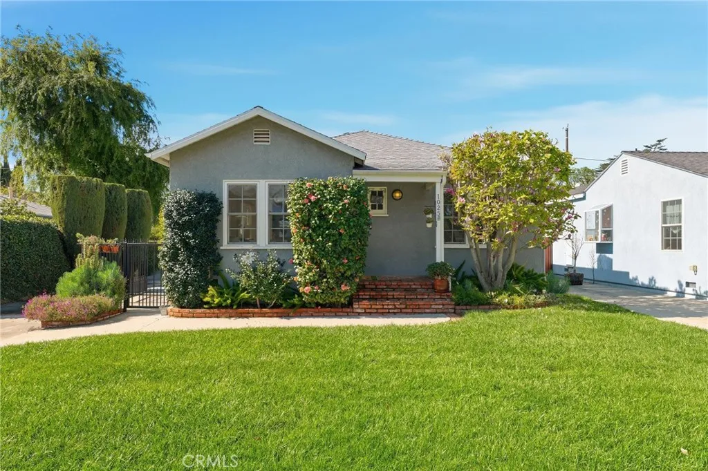 1025 N Screenland Drive, Burbank, California 91505 home-pic-3