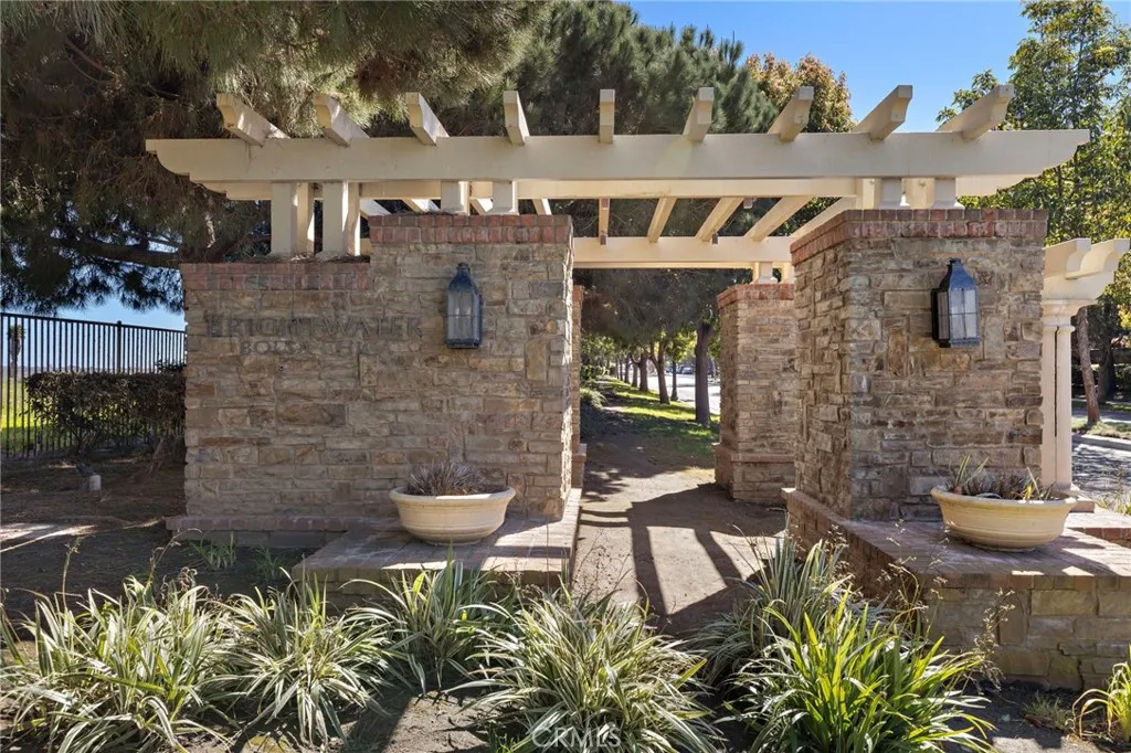 17272 Tidalridge Lane, Huntington Beach, California 92649 home-pic-54