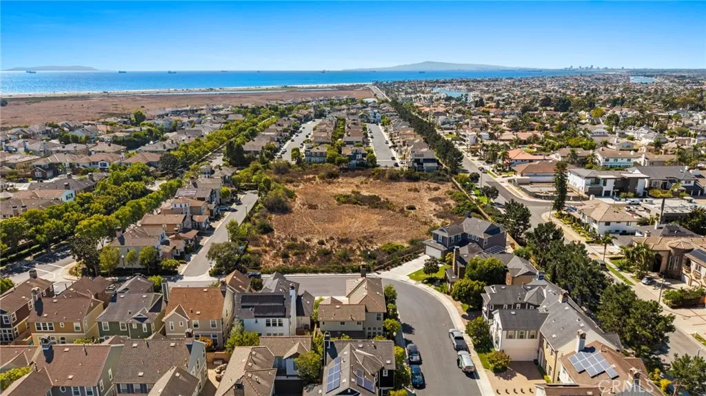 17272 Tidalridge Lane, Huntington Beach, California 92649 home-pic-49