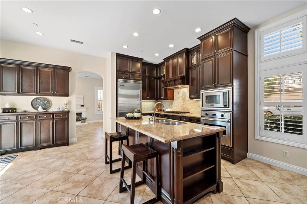 17272 Tidalridge Lane, Huntington Beach, California 92649 home-pic-14