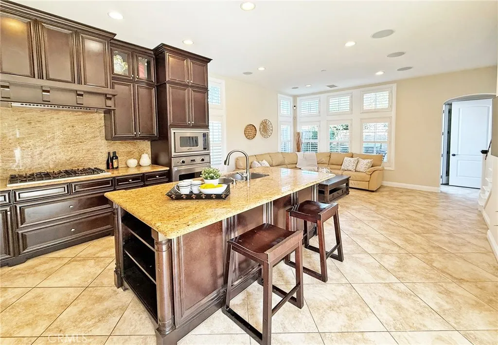 17272 Tidalridge Lane, Huntington Beach, California 92649 home-pic-18