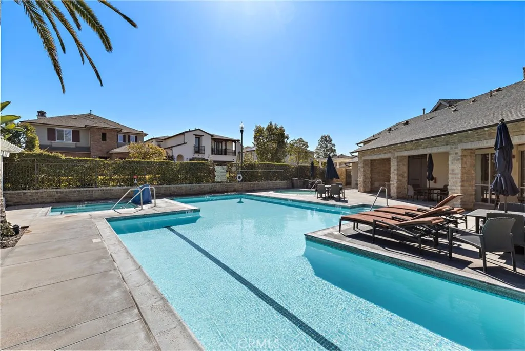 17272 Tidalridge Lane, Huntington Beach, California 92649 home-pic-59