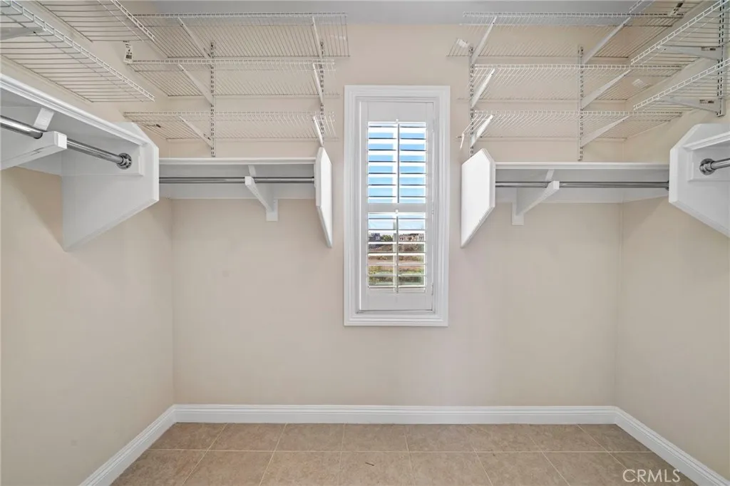 17272 Tidalridge Lane, Huntington Beach, California 92649 home-pic-37
