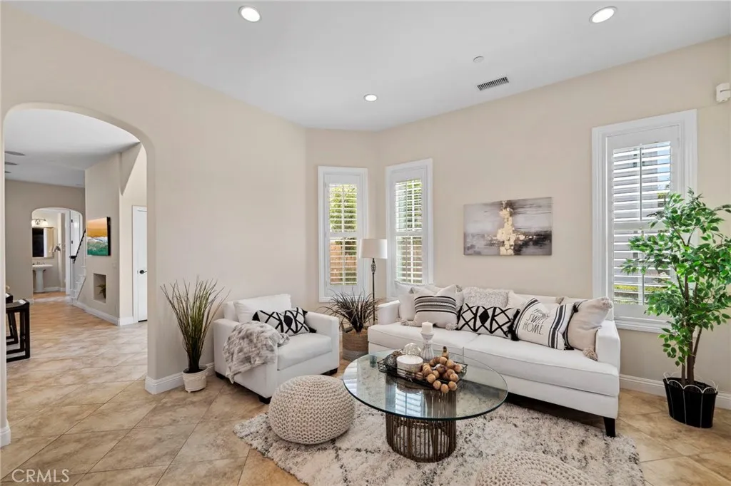 17272 Tidalridge Lane, Huntington Beach, California 92649 home-pic-7
