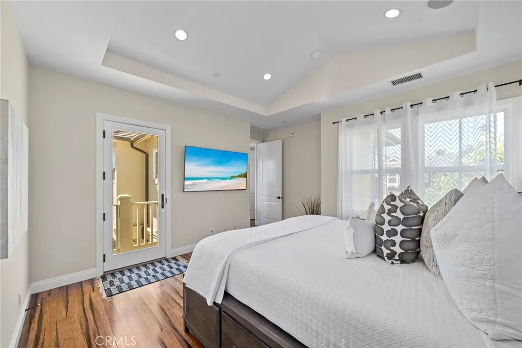 17272 Tidalridge Lane, Huntington Beach, California 92649 home-pic-33
