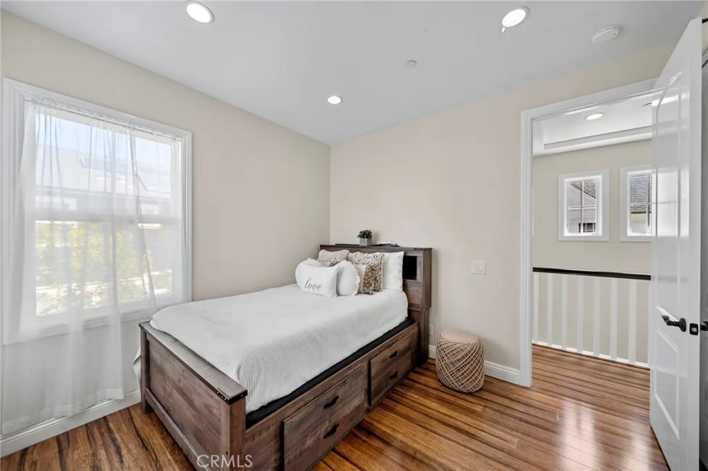17272 Tidalridge Lane, Huntington Beach, California 92649 home-pic-30