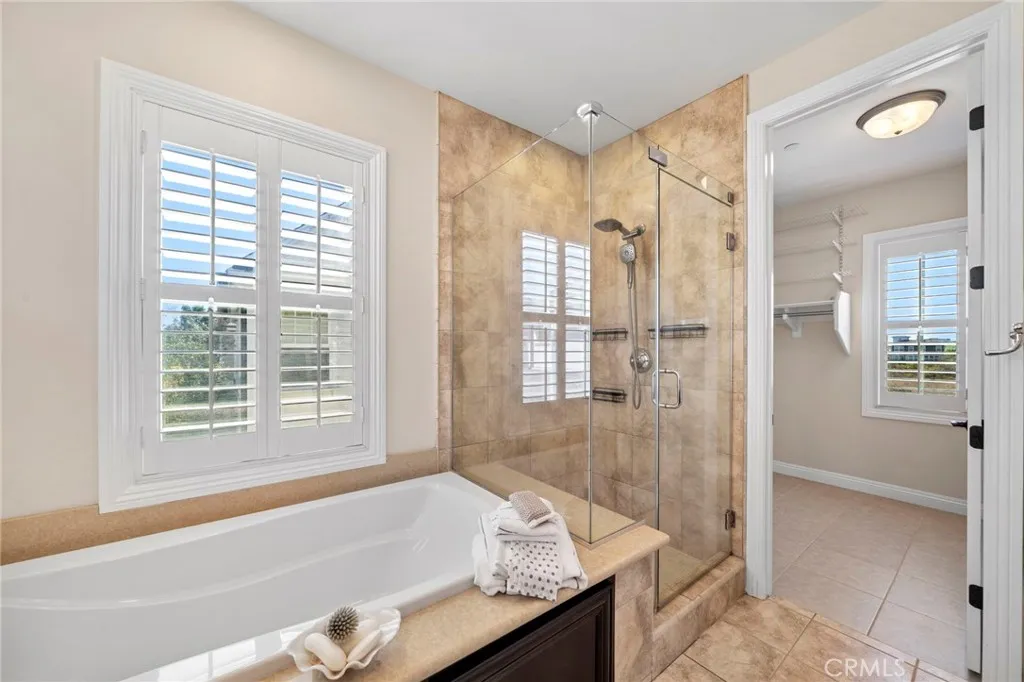 17272 Tidalridge Lane, Huntington Beach, California 92649 home-pic-36