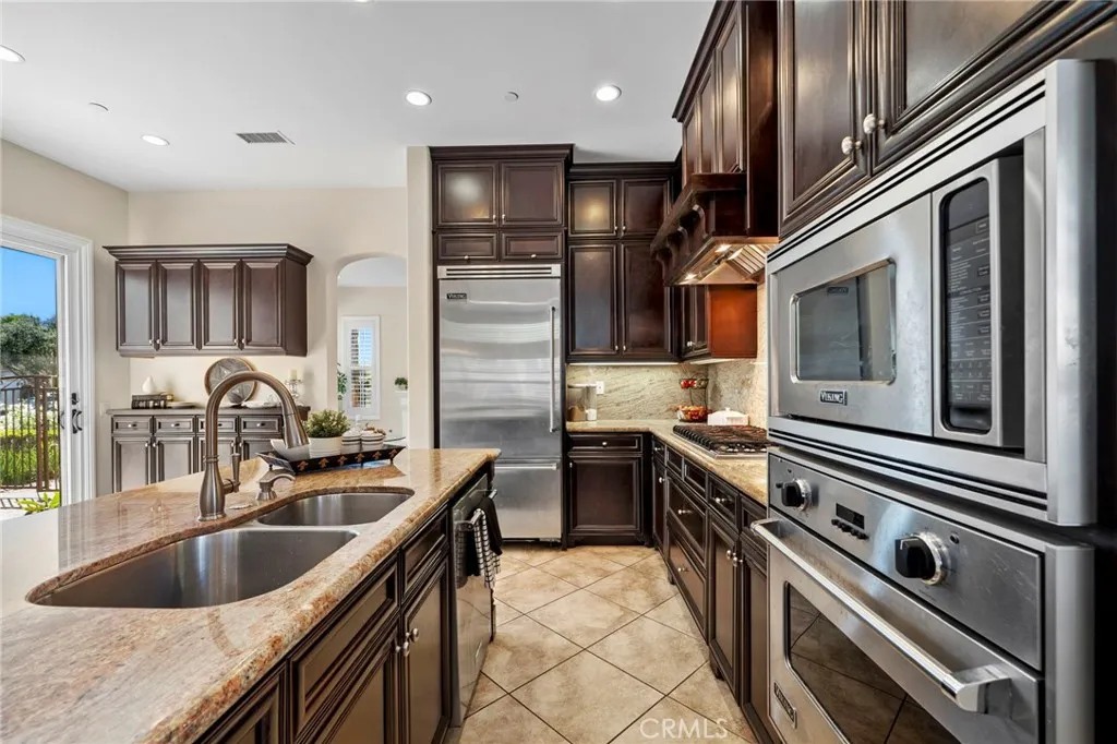 17272 Tidalridge Lane, Huntington Beach, California 92649 home-pic-12