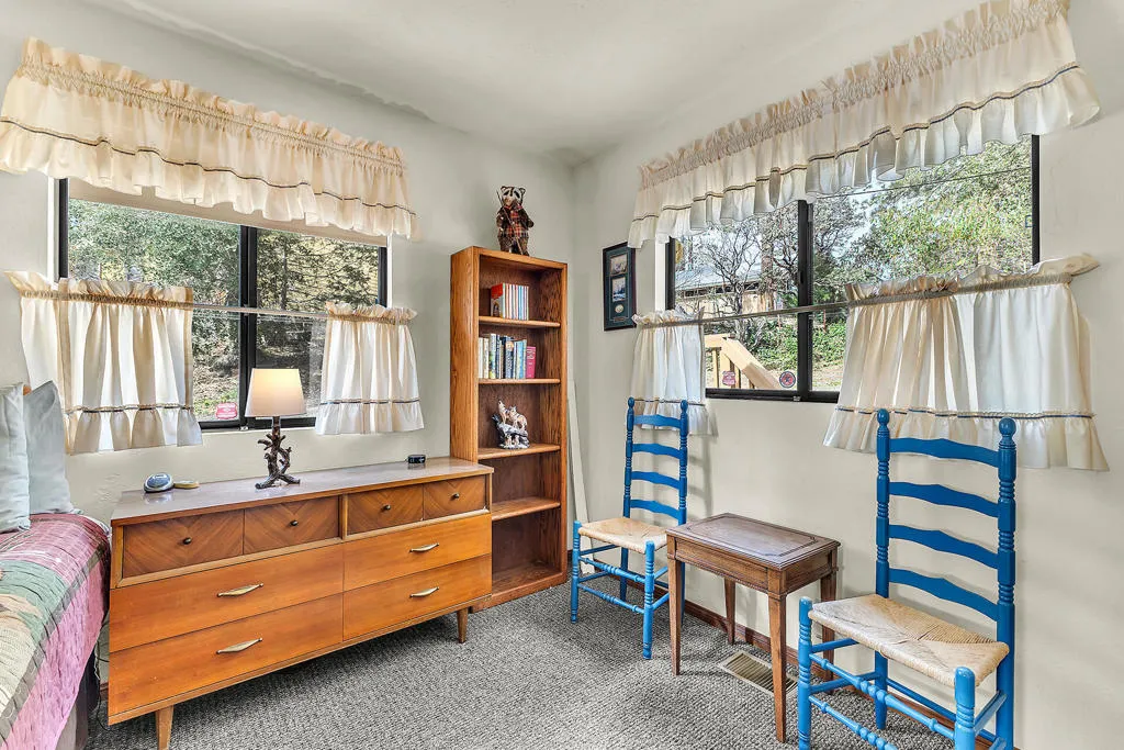 53037 Rockmere Drive, Idyllwild, California 92549 home-pic-29