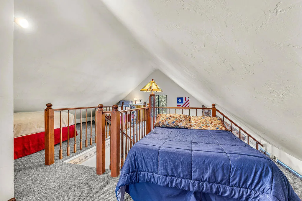 53037 Rockmere Drive, Idyllwild, California 92549 home-pic-32
