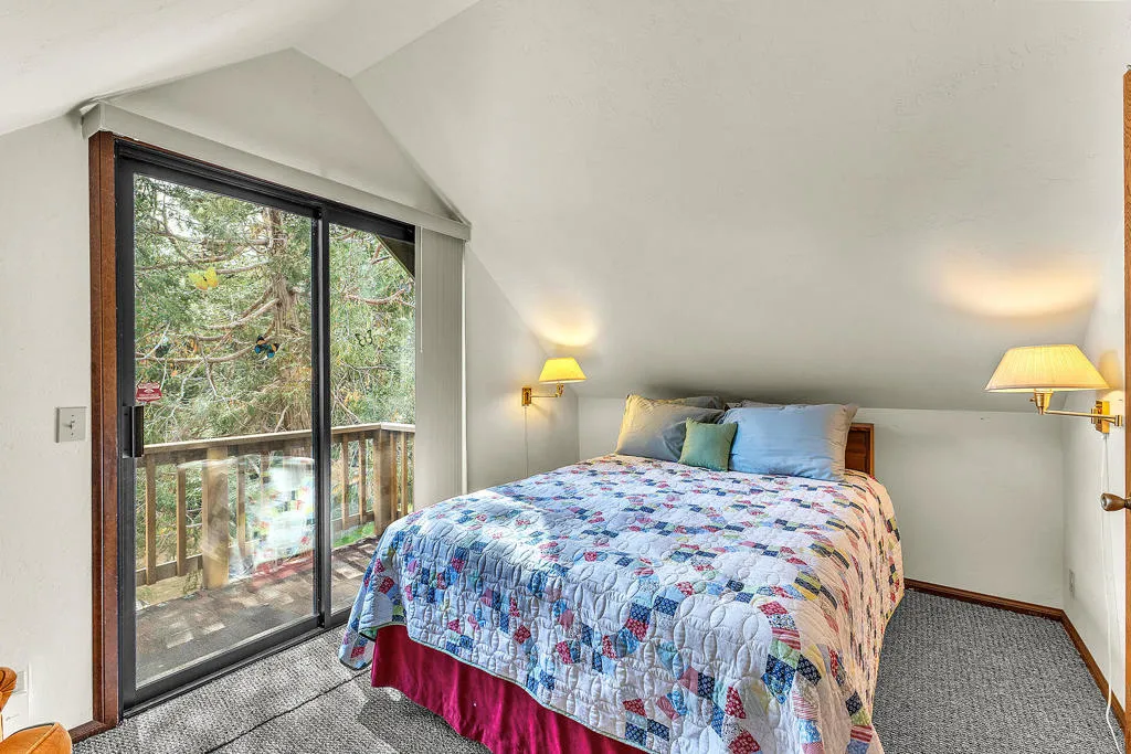 53037 Rockmere Drive, Idyllwild, California 92549 home-pic-37
