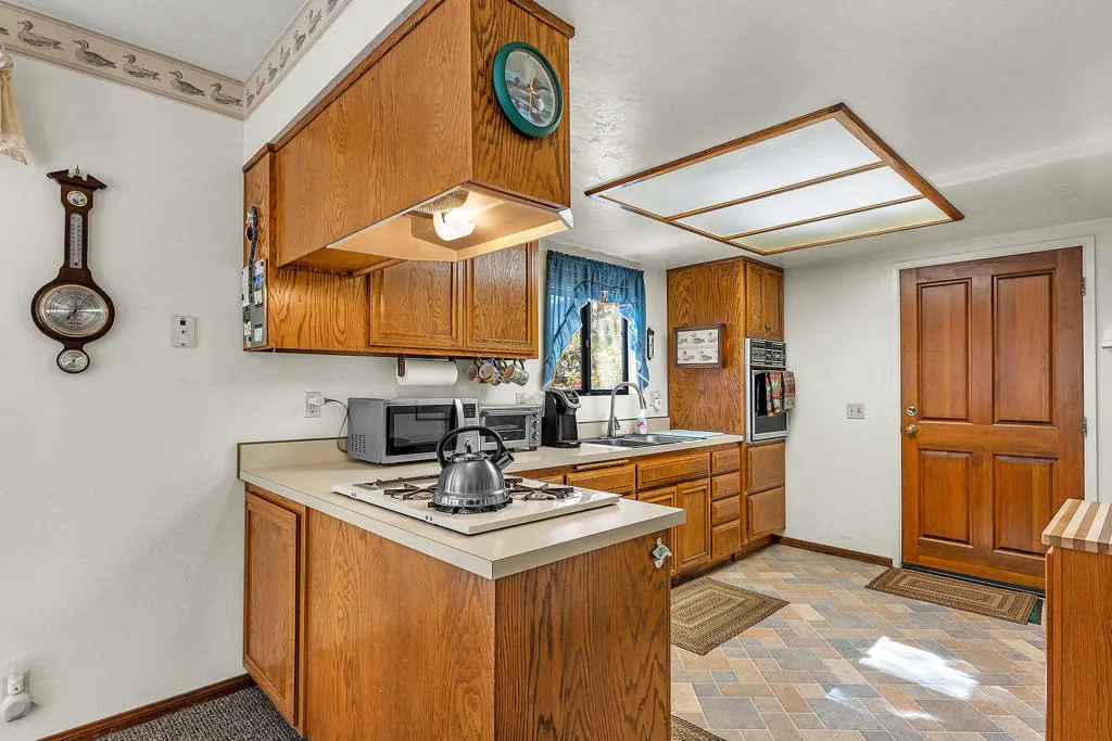 53037 Rockmere Drive, Idyllwild, California 92549 home-pic-20