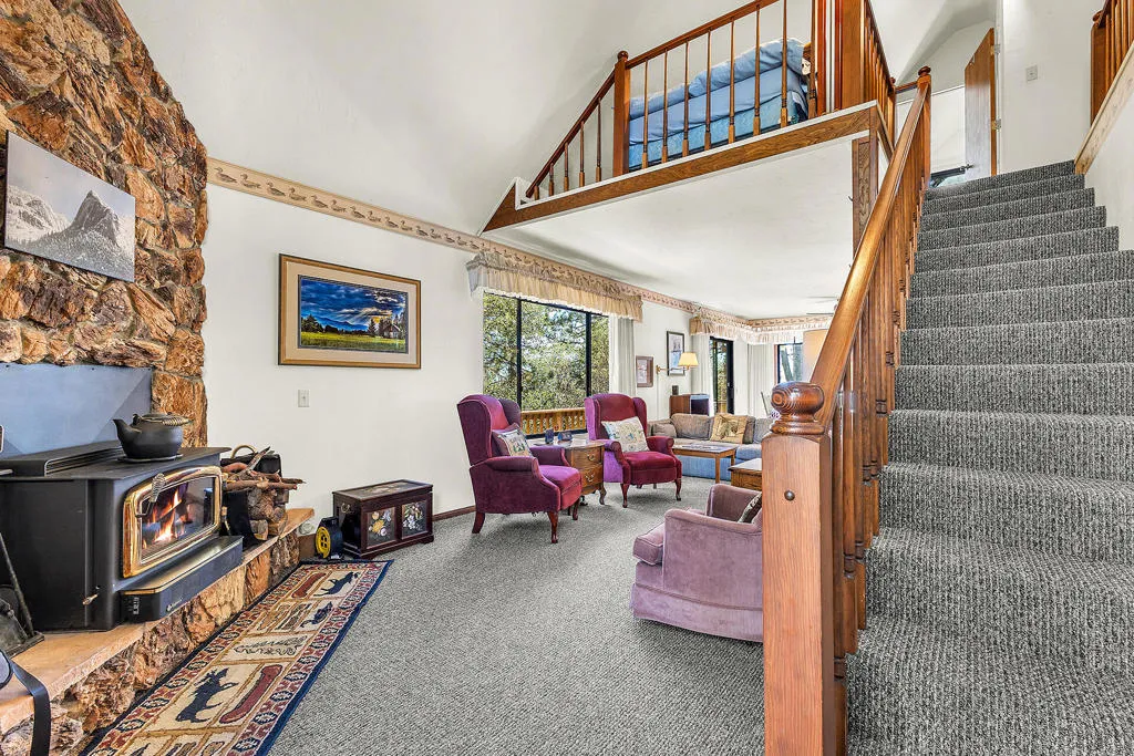 53037 Rockmere Drive, Idyllwild, California 92549 home-pic-10