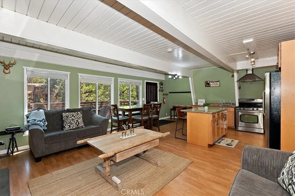 1351 Silverado, Big Bear City, California 92314 home-pic-7