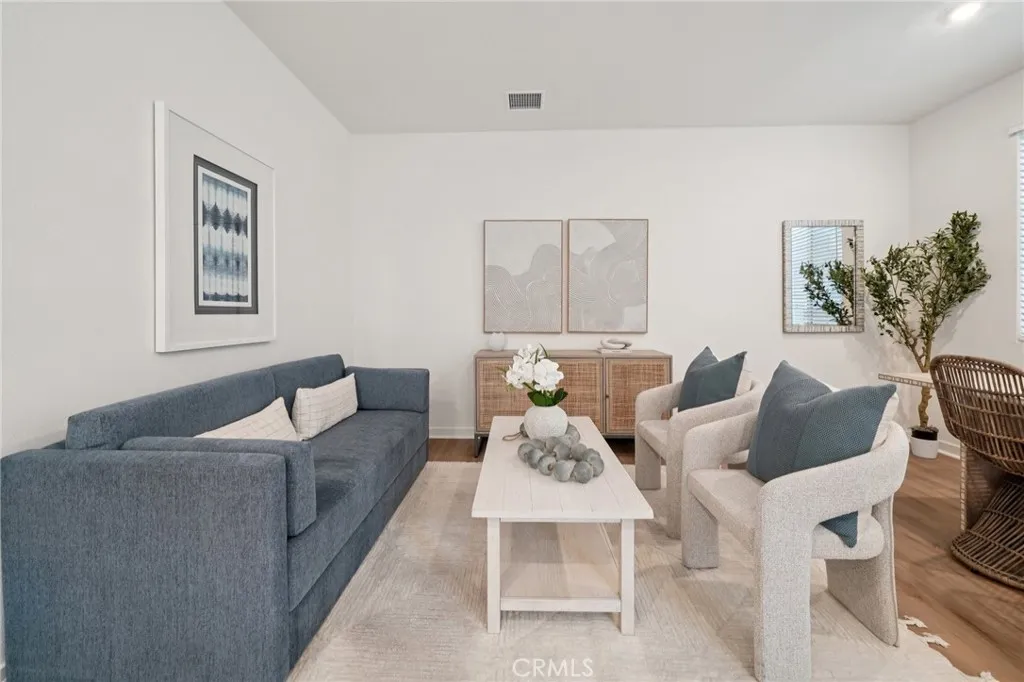 15909 Blue Copper Way, Fontana, California 92336 home-pic-9