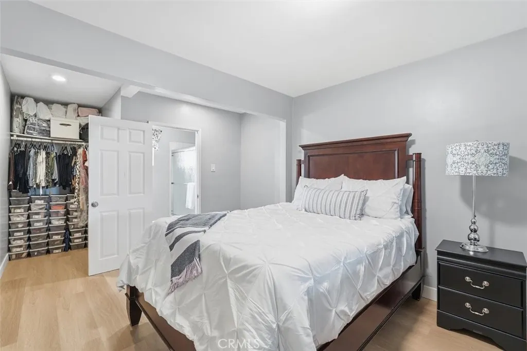 5017 W 118th Place, Hawthorne, California 90250 home-pic-27