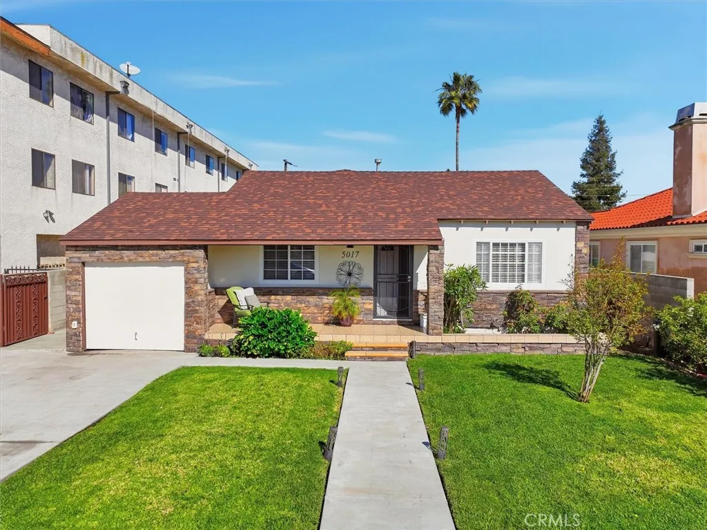 5017 W 118th Place, Hawthorne, California 90250 home-pic-0