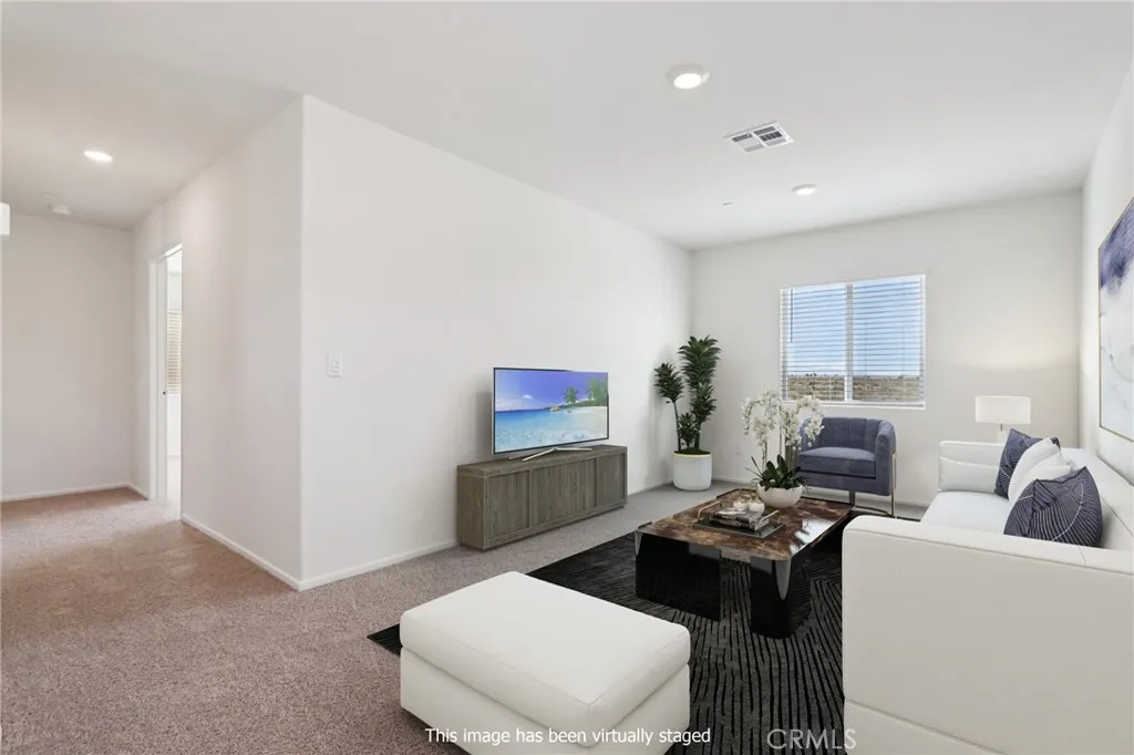 18774 Hampton Lane, Adelanto, California 92301 home-pic-18