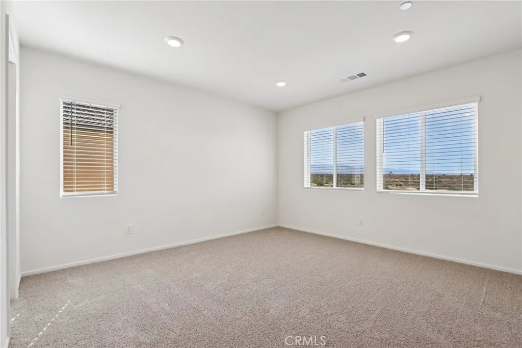 18774 Hampton Lane, Adelanto, California 92301 home-pic-19